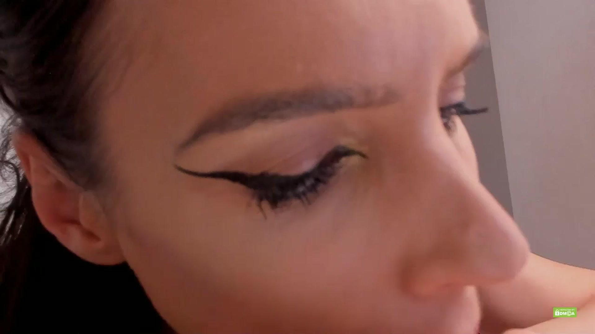 Gallery image thumbnail from Meow_S's myfreecams stream on, 03/29/2026, 24:09 image 16 of 20