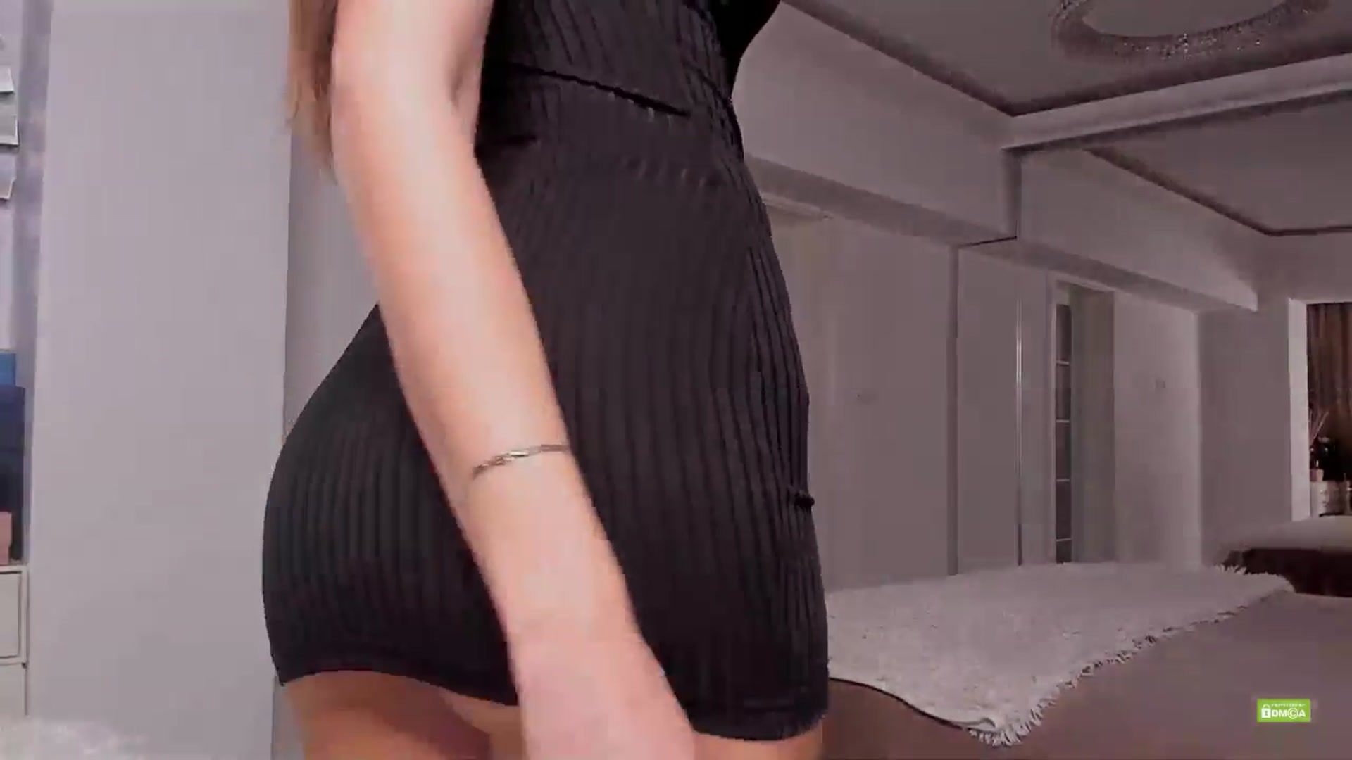 Gallery image thumbnail from Meow_S's myfreecams stream on, 04/08/2026, 17:30 image 6 of 20