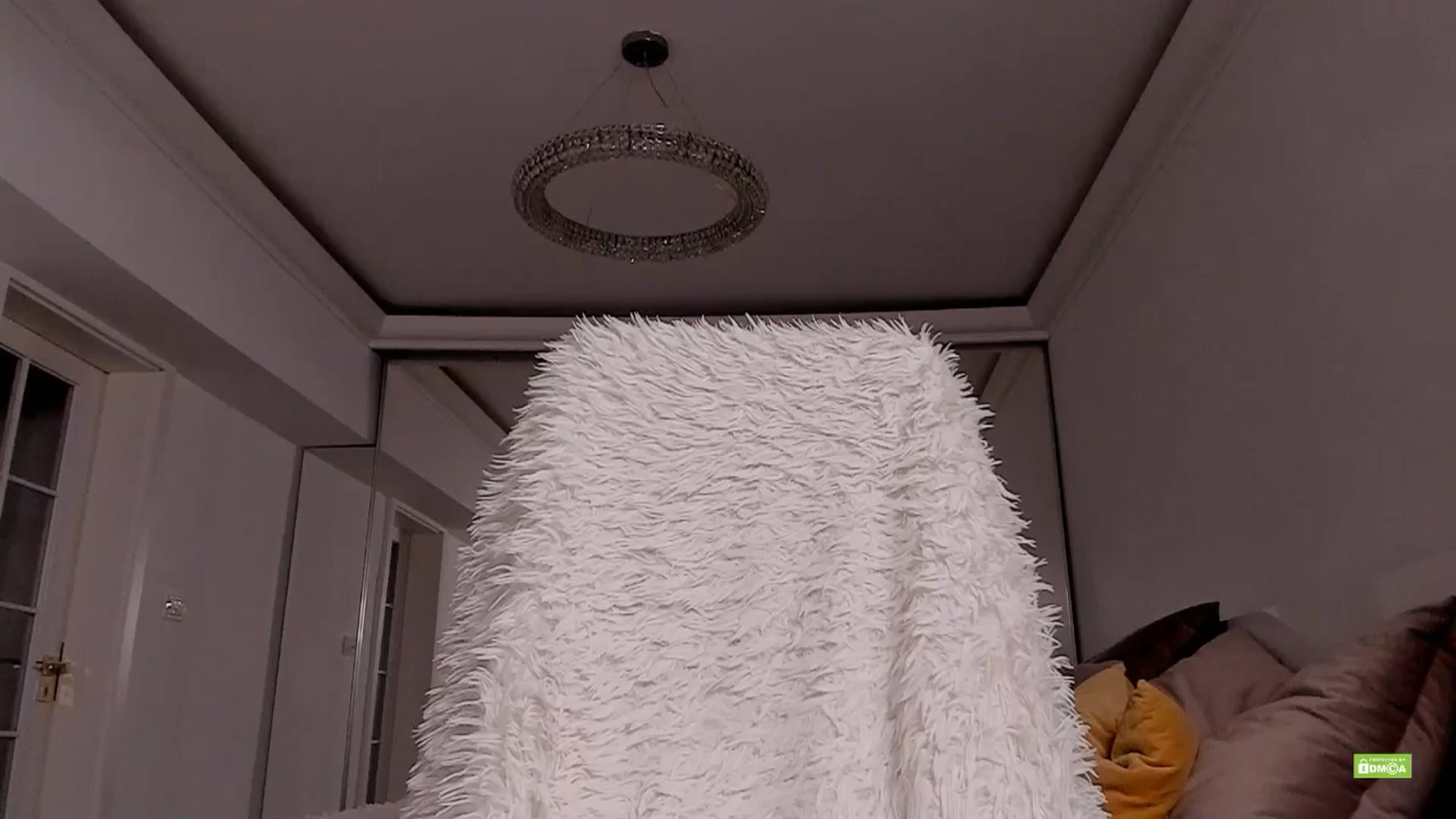 Gallery image thumbnail from Meow_S's myfreecams stream on, 04/13/2026, 24:28 image 16 of 20