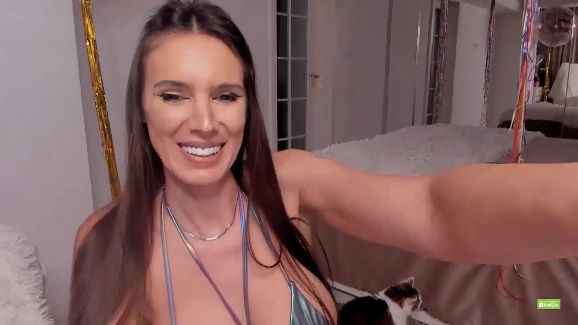 Gallery image thumbnail from Meow_S's myfreecams stream on, 04/27/2026, 01:23 image 12 of 20