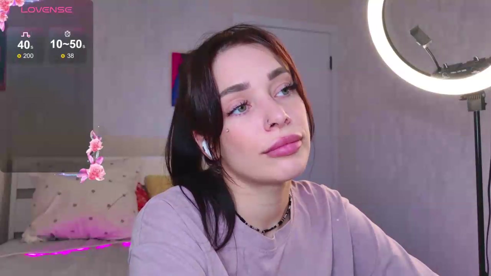 Gallery image thumbnail from Meow_moore's myfreecams stream on, 09/23/2026, 11:34 image 9 of 20