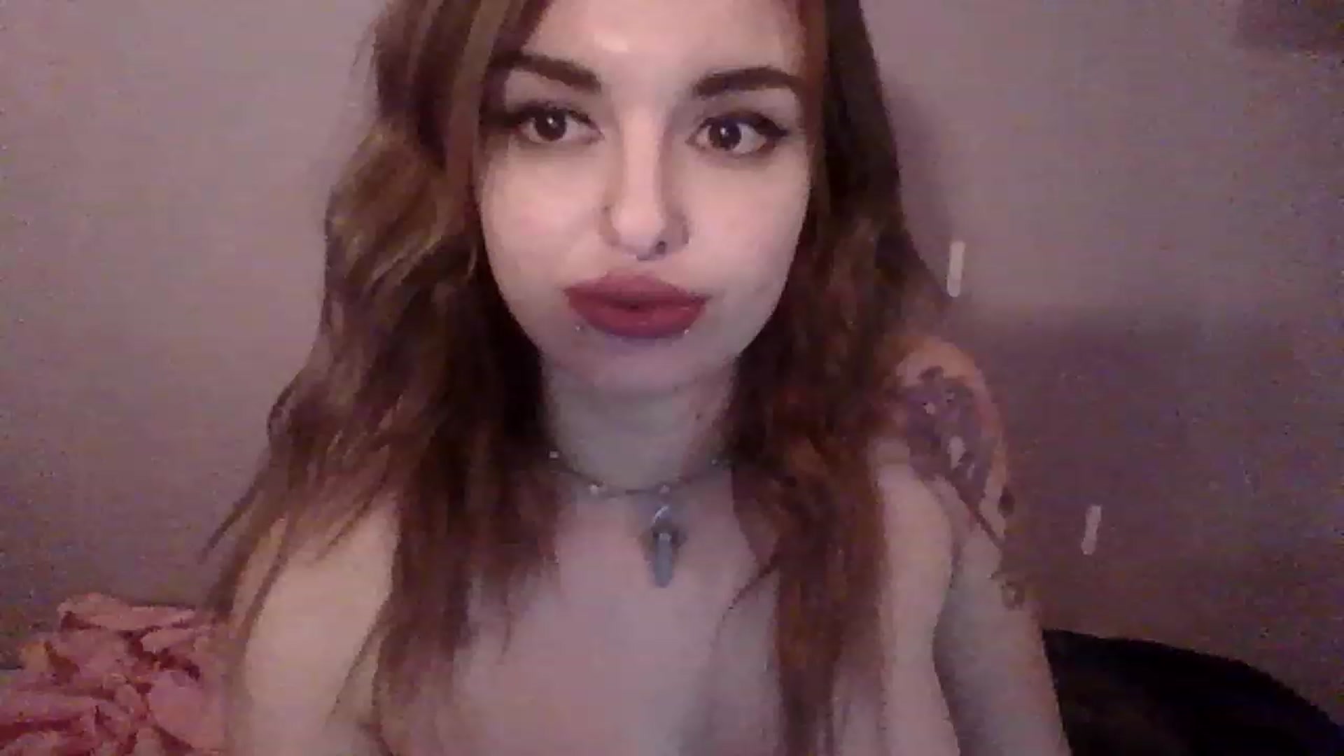 Gallery image thumbnail from Meowkiittyy's myfreecams stream on, 11/14/2022, 13:27 image 14 of 20