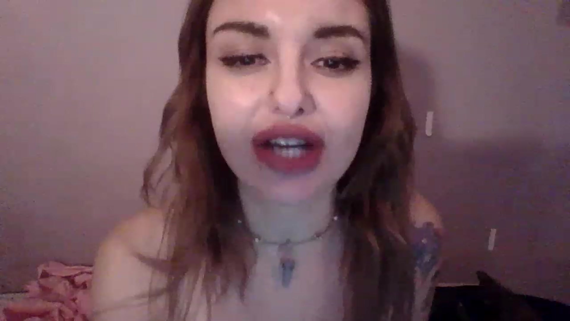 Gallery image thumbnail from Meowkiittyy's myfreecams stream on, 11/14/2022, 13:27 image 8 of 20