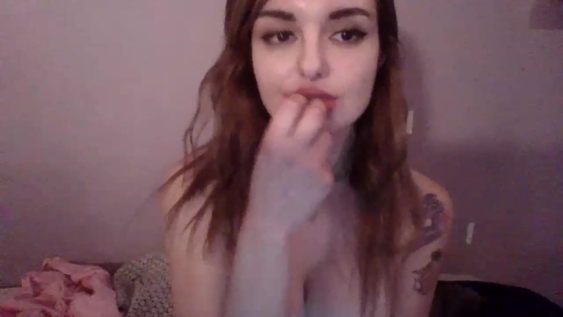 Gallery image thumbnail from Meowkiittyy's myfreecams stream on, 11/14/2022, 14:11 image 5 of 20