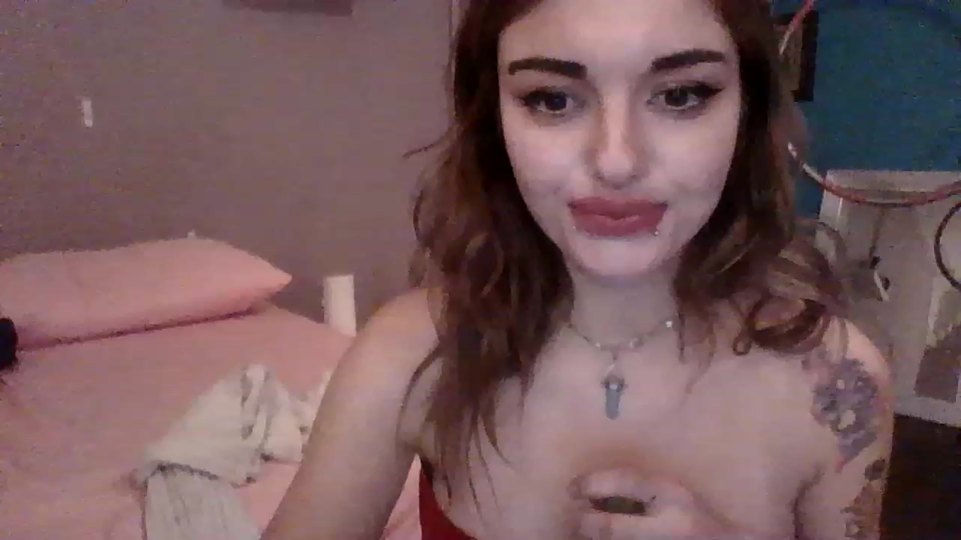 Gallery image thumbnail from Meowkiittyy's myfreecams stream on, 11/18/2022, 04:40 image 8 of 20