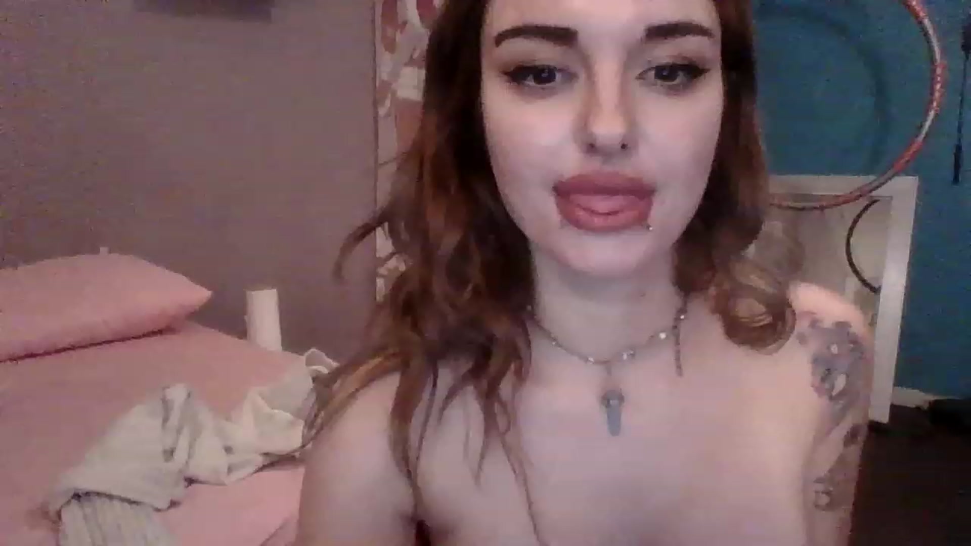 Gallery image thumbnail from Meowkiittyy's myfreecams stream on, 11/18/2022, 04:40 image 10 of 20