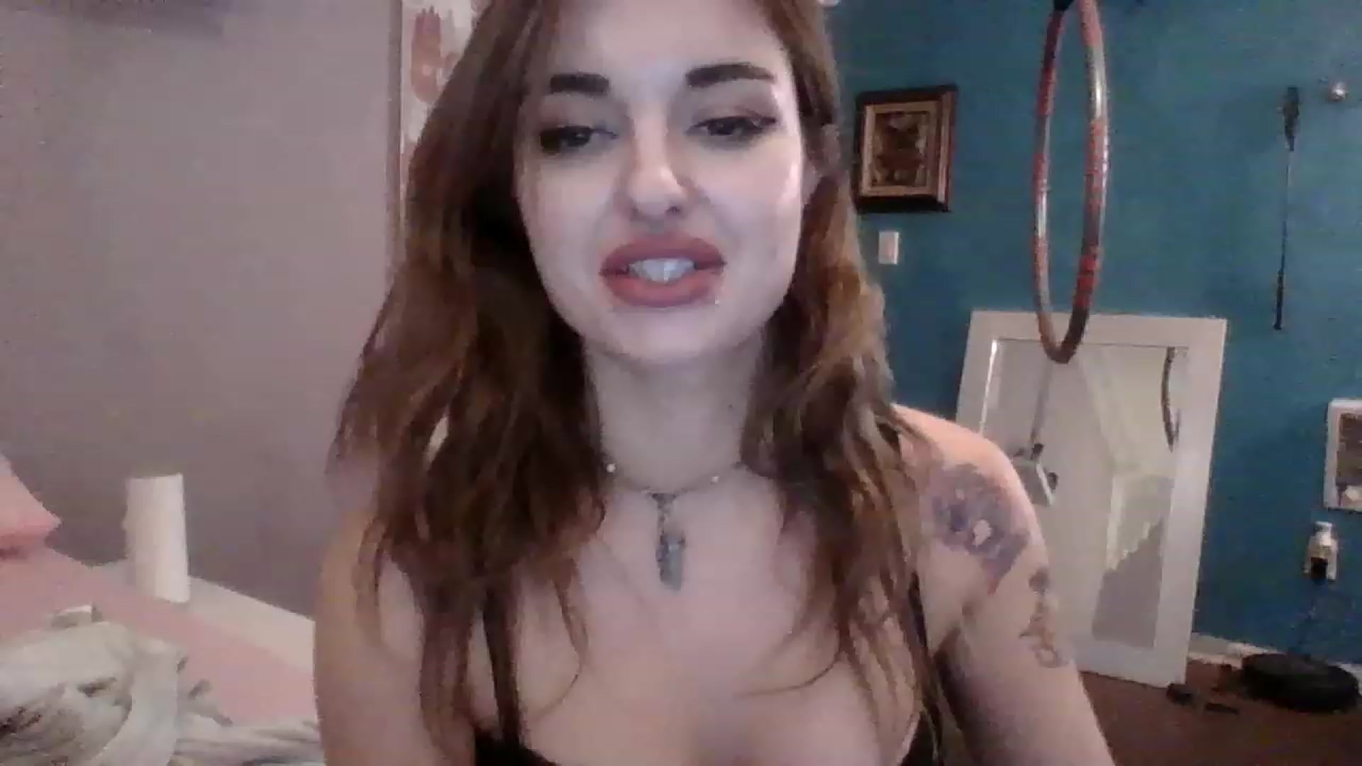 Gallery image thumbnail from Meowkiittyy's myfreecams stream on, 11/19/2022, 01:18 image 1 of 20