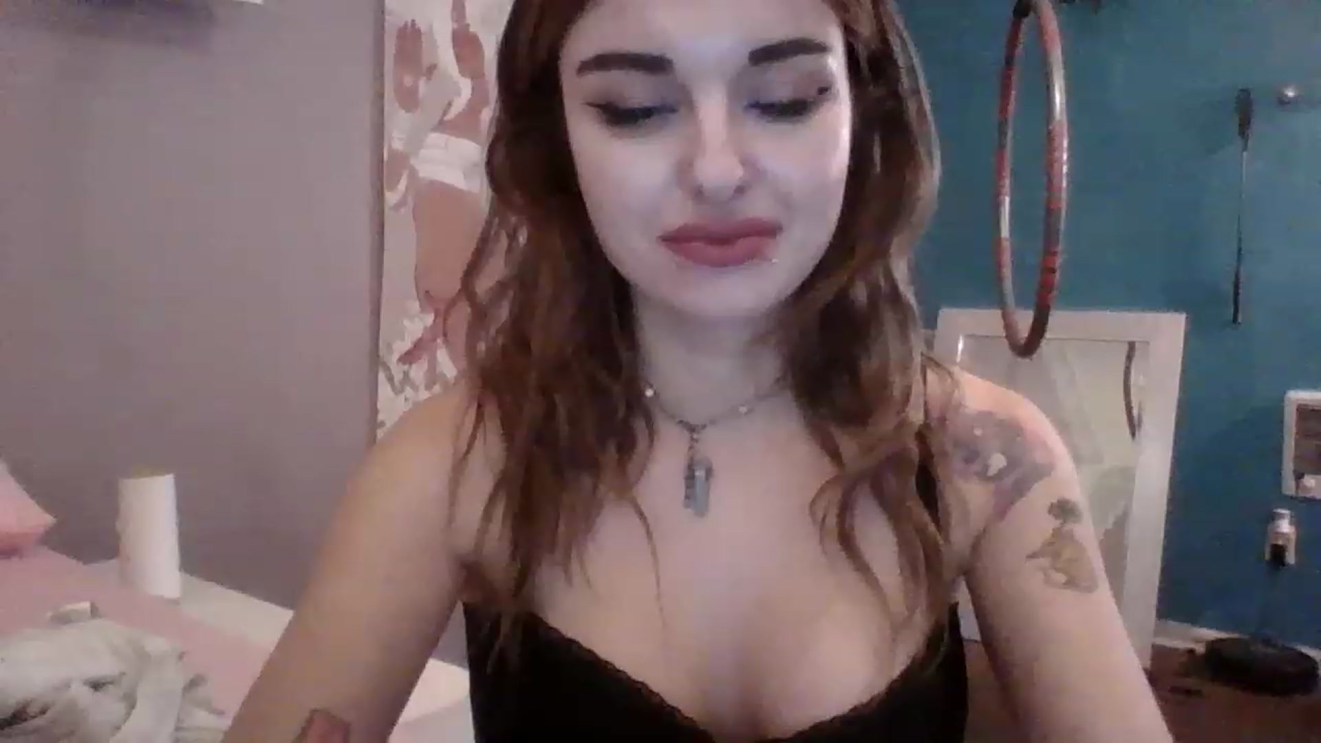 Gallery image thumbnail from Meowkiittyy's myfreecams stream on, 11/19/2022, 01:18 image 10 of 20