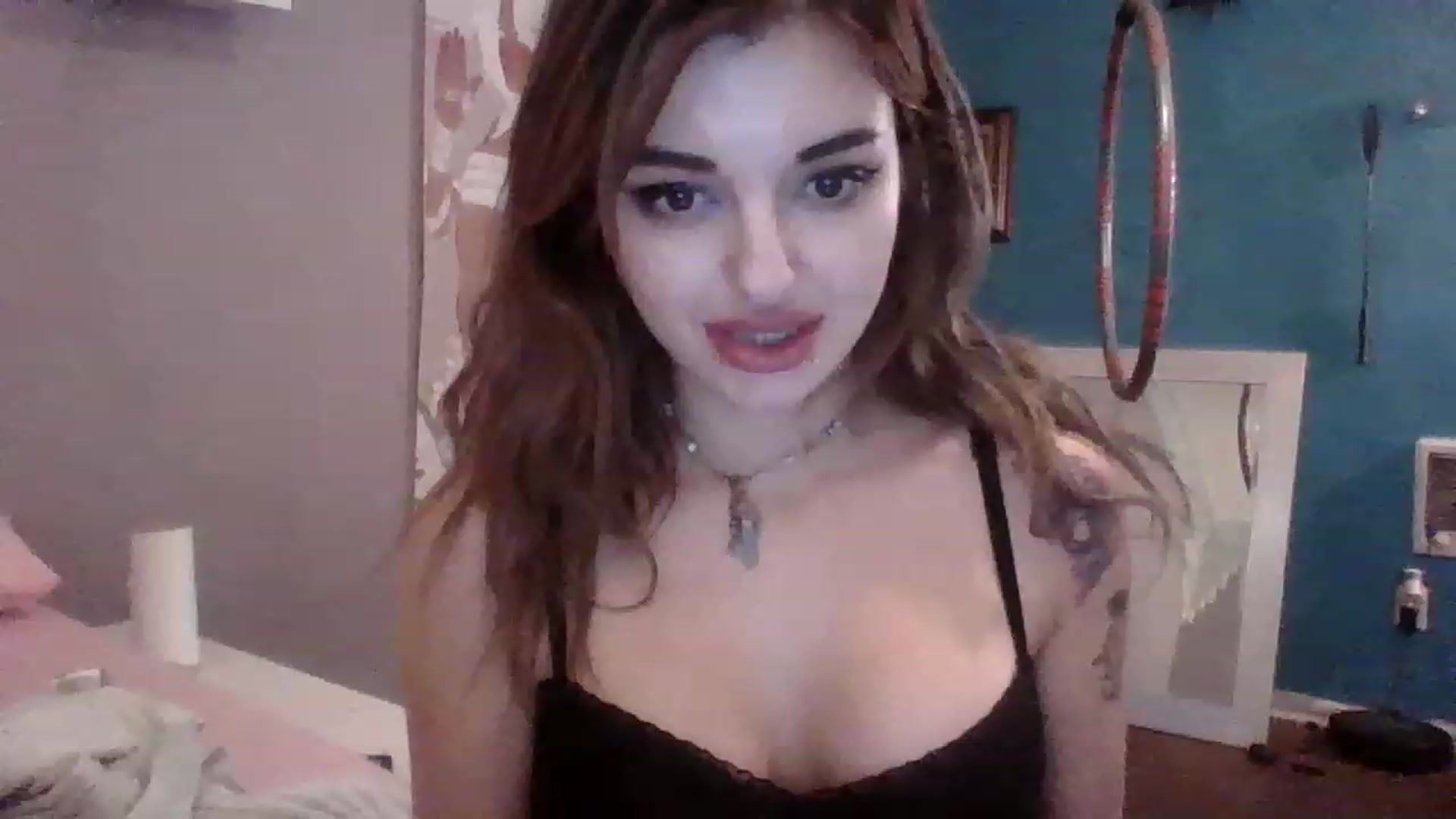 Gallery image thumbnail from Meowkiittyy's myfreecams stream on, 11/19/2022, 01:18 image 9 of 20