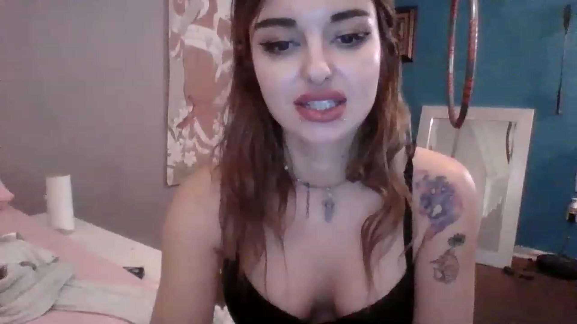 Gallery image thumbnail from Meowkiittyy's myfreecams stream on, 11/19/2022, 02:05 image 5 of 20