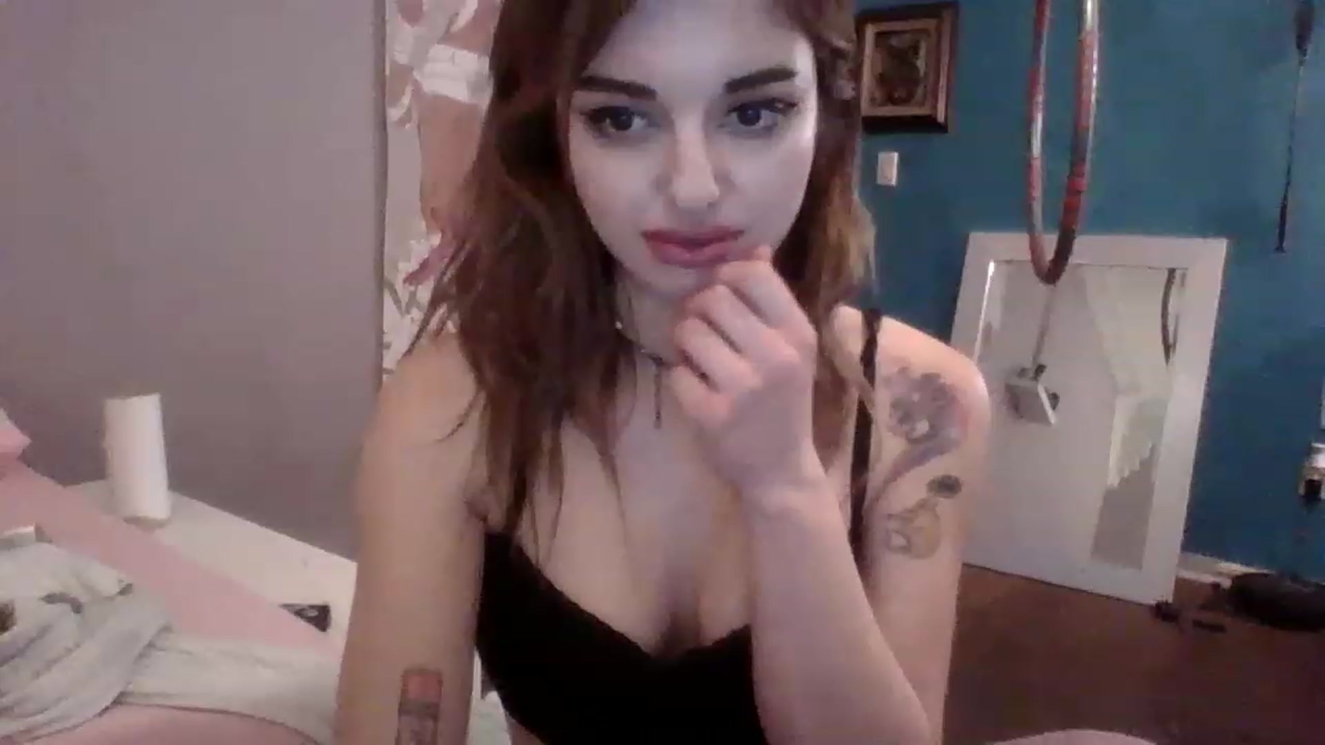 Gallery image thumbnail from Meowkiittyy's myfreecams stream on, 11/19/2022, 02:05 image 7 of 20