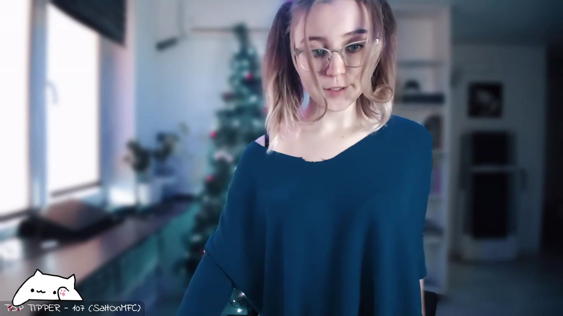 Gallery image thumbnail from Meowlexx's myfreecams stream on, 01/10/2023, 08:34 image 16 of 20