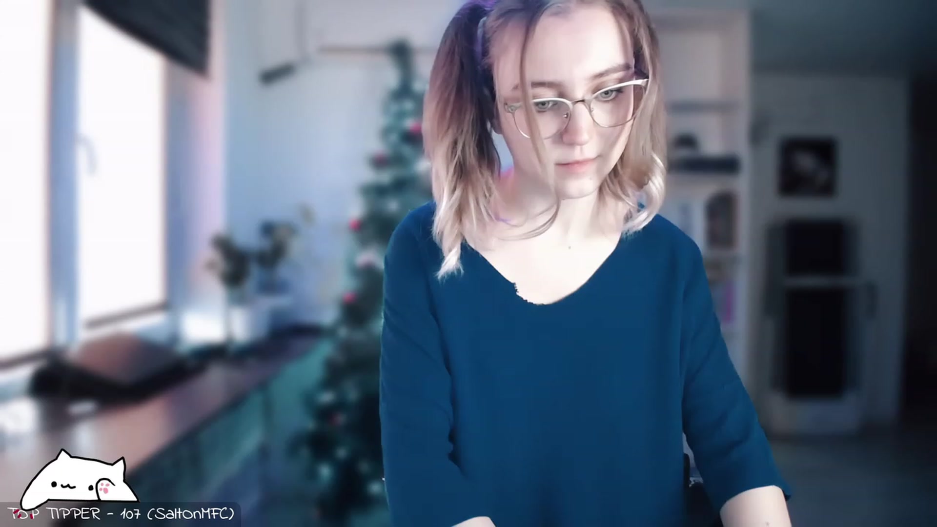 Gallery image thumbnail from Meowlexx's myfreecams stream on, 01/10/2023, 08:34 image 13 of 20