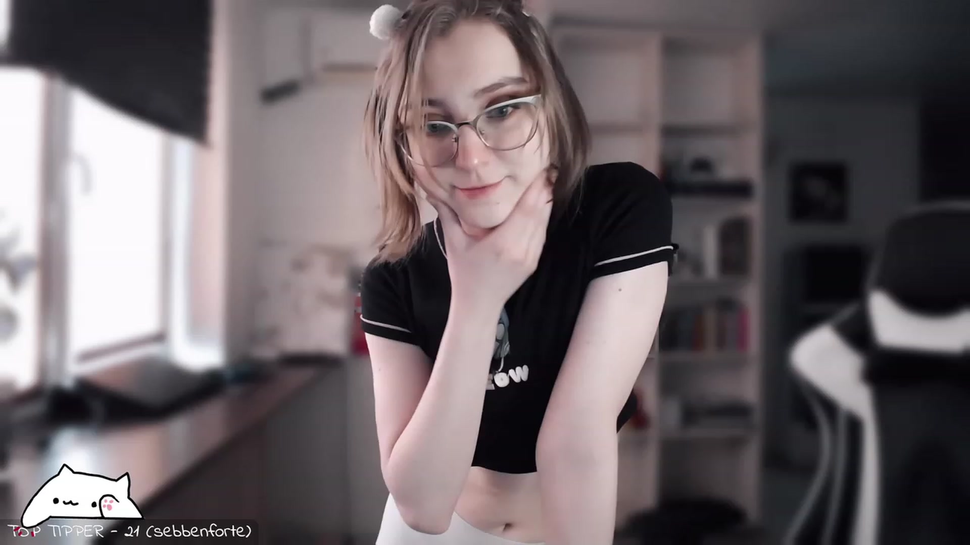 Gallery image thumbnail from Meowlexx's myfreecams stream on, 03/22/2023, 05:58 image 4 of 20