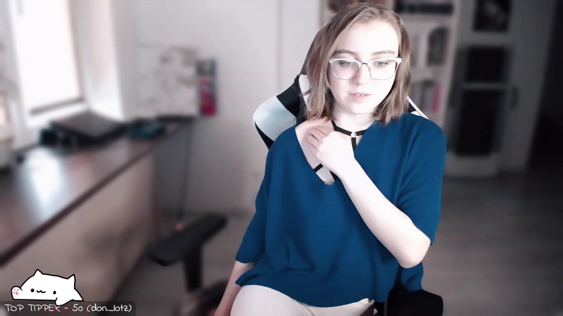 Gallery image thumbnail from Meowlexx's myfreecams stream on, 03/25/2023, 07:14 image 2 of 20