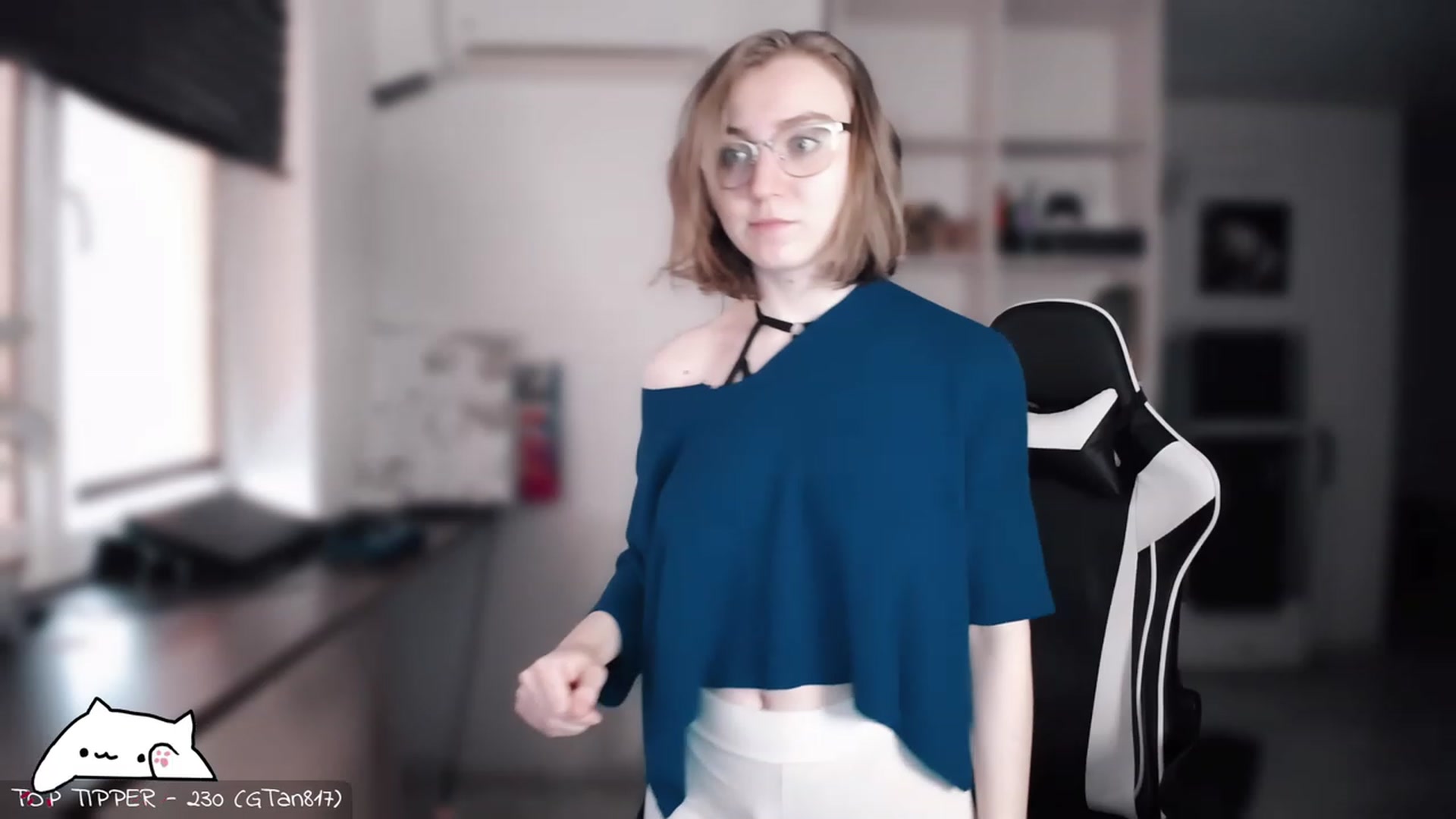 Gallery image thumbnail from Meowlexx's myfreecams stream on, 03/25/2023, 07:14 image 12 of 20