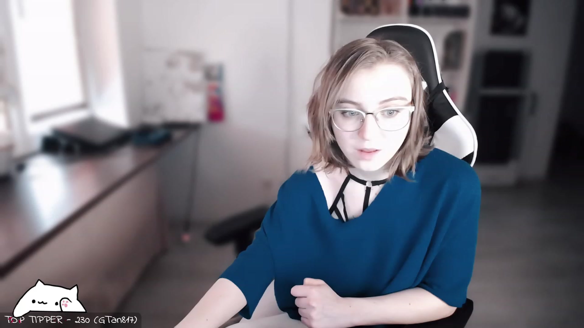Gallery image thumbnail from Meowlexx's myfreecams stream on, 03/25/2023, 07:14 image 19 of 20