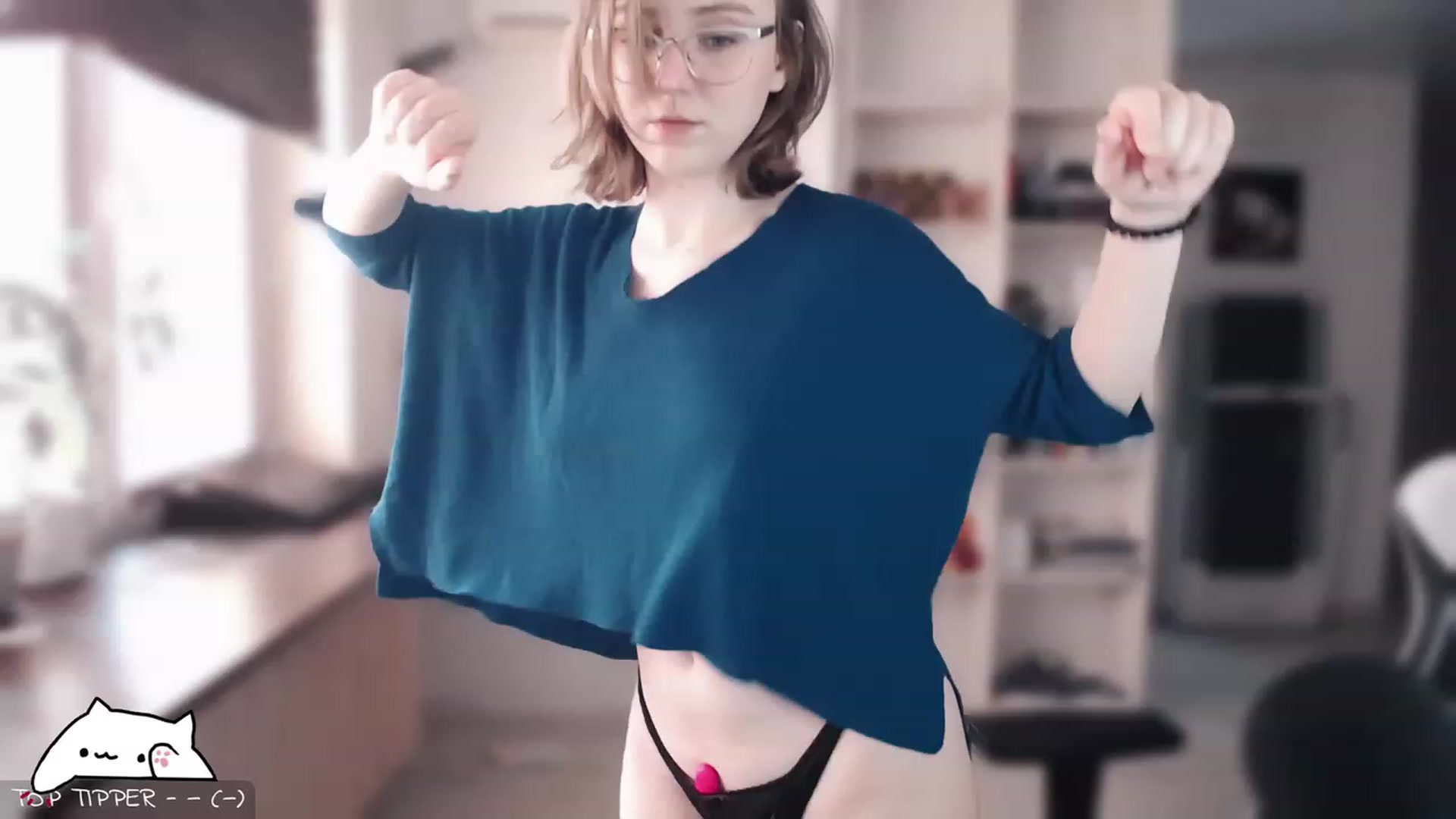 Gallery image thumbnail from Meowlexx's myfreecams stream on, 04/12/2023, 06:12 image 10 of 20