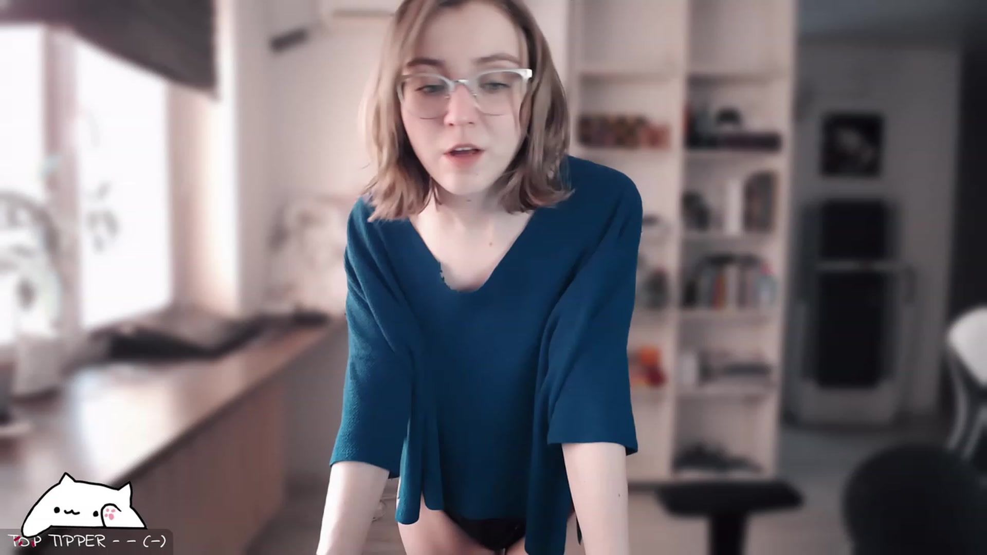 Gallery image thumbnail from Meowlexx's myfreecams stream on, 04/12/2023, 06:12 image 6 of 20
