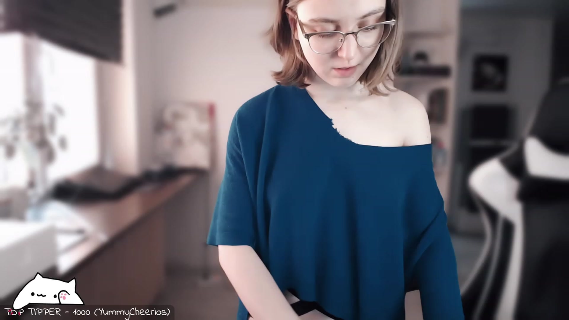 Gallery image thumbnail from Meowlexx's myfreecams stream on, 04/15/2023, 07:01 image 20 of 20