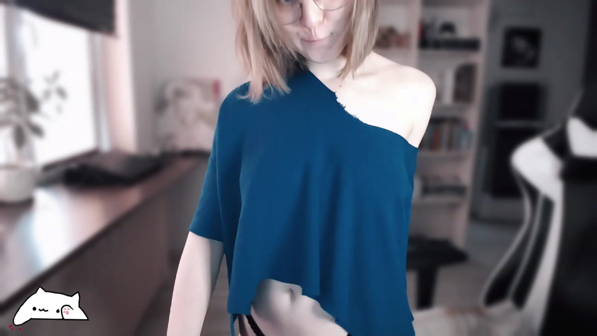 Gallery image thumbnail from Meowlexx's myfreecams stream on, 04/21/2023, 08:30 image 13 of 20