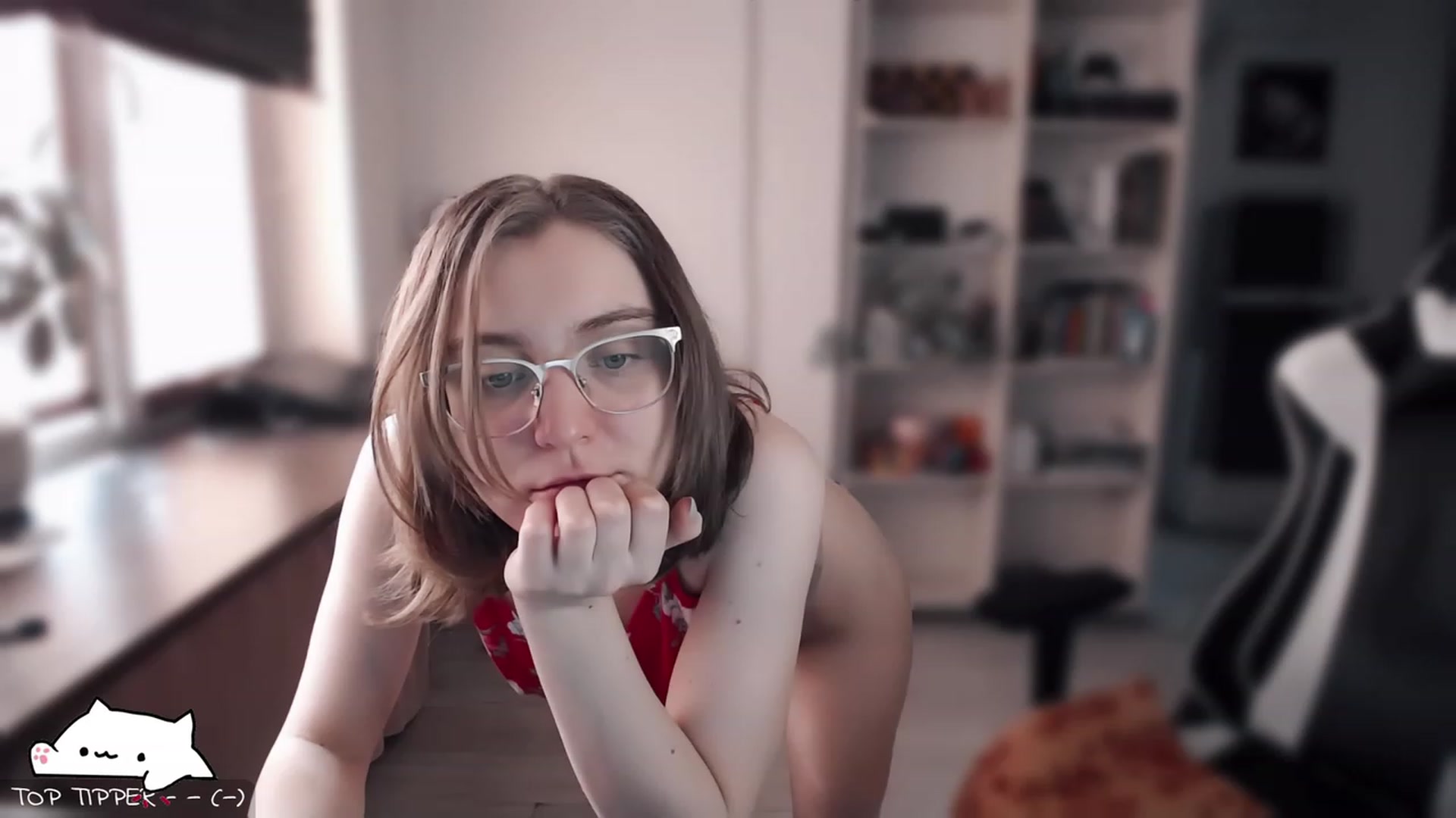 Gallery image thumbnail from Meowlexx's myfreecams stream on, 04/28/2023, 05:58 image 5 of 20