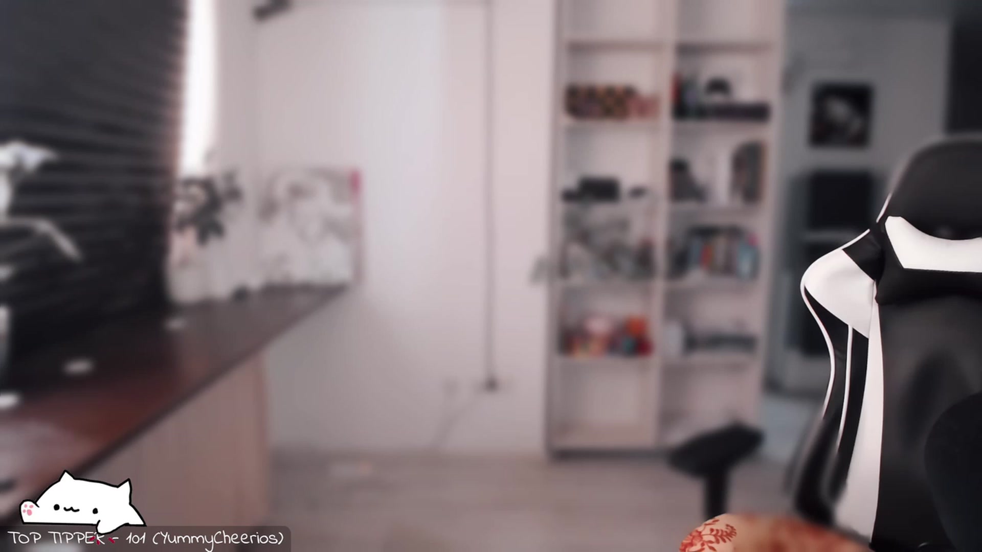 Gallery image thumbnail from Meowlexx's myfreecams stream on, 04/30/2023, 06:08 image 19 of 20