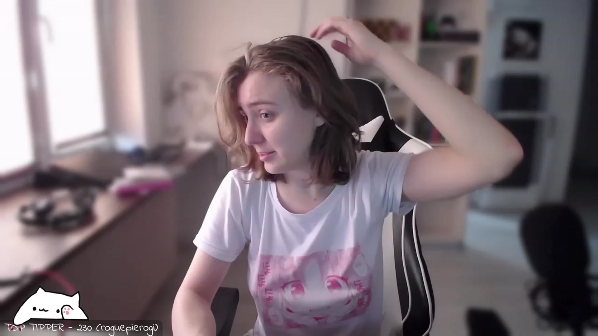 Gallery image thumbnail from Meowlexx's myfreecams stream on, 06/17/2023, 07:07 image 7 of 20