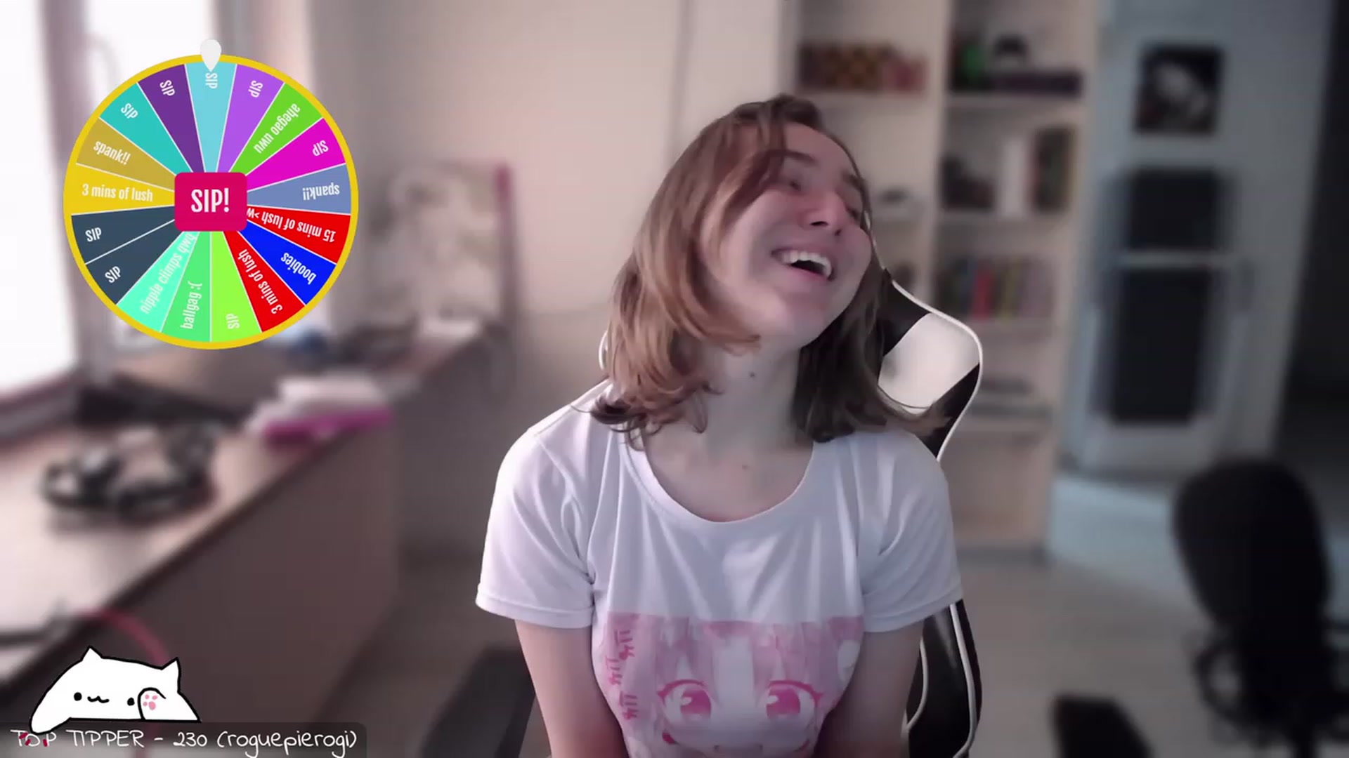 Gallery image thumbnail from Meowlexx's myfreecams stream on, 06/17/2023, 07:07 image 6 of 20