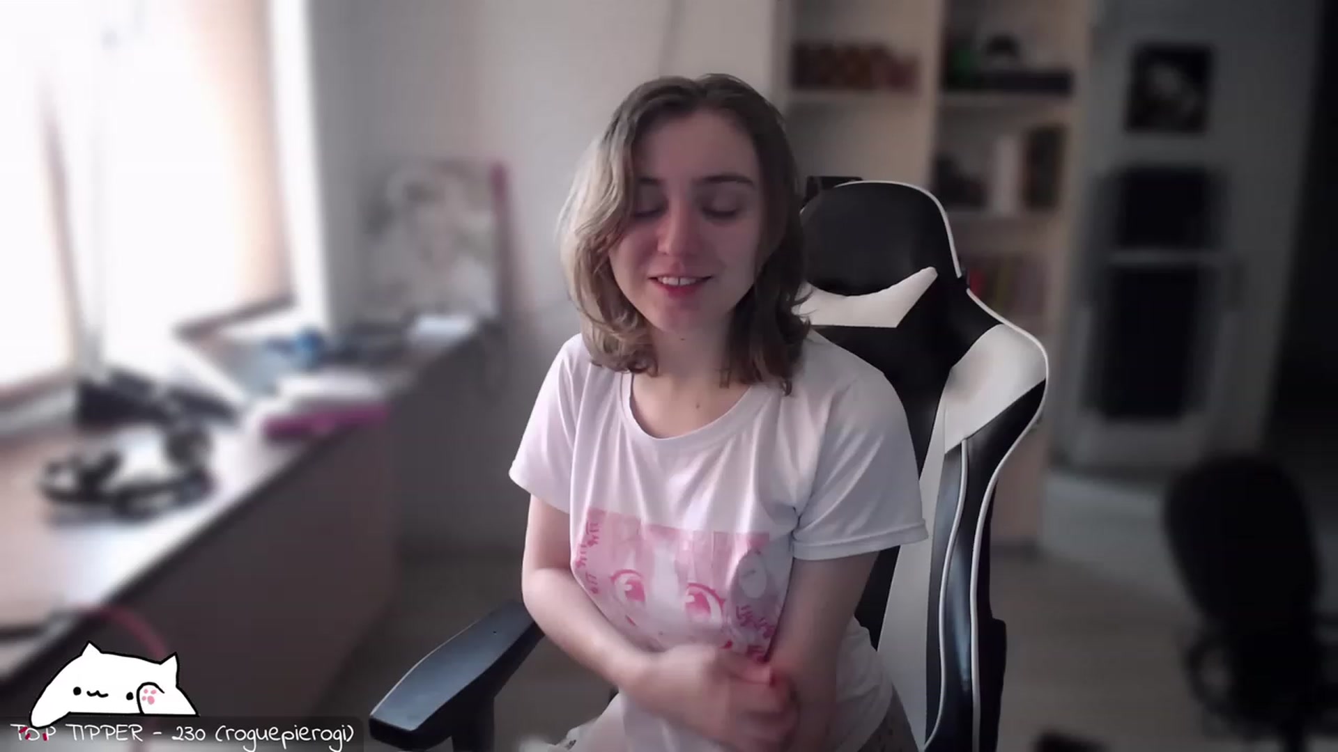 Gallery image thumbnail from Meowlexx's myfreecams stream on, 06/17/2023, 07:07 image 1 of 20