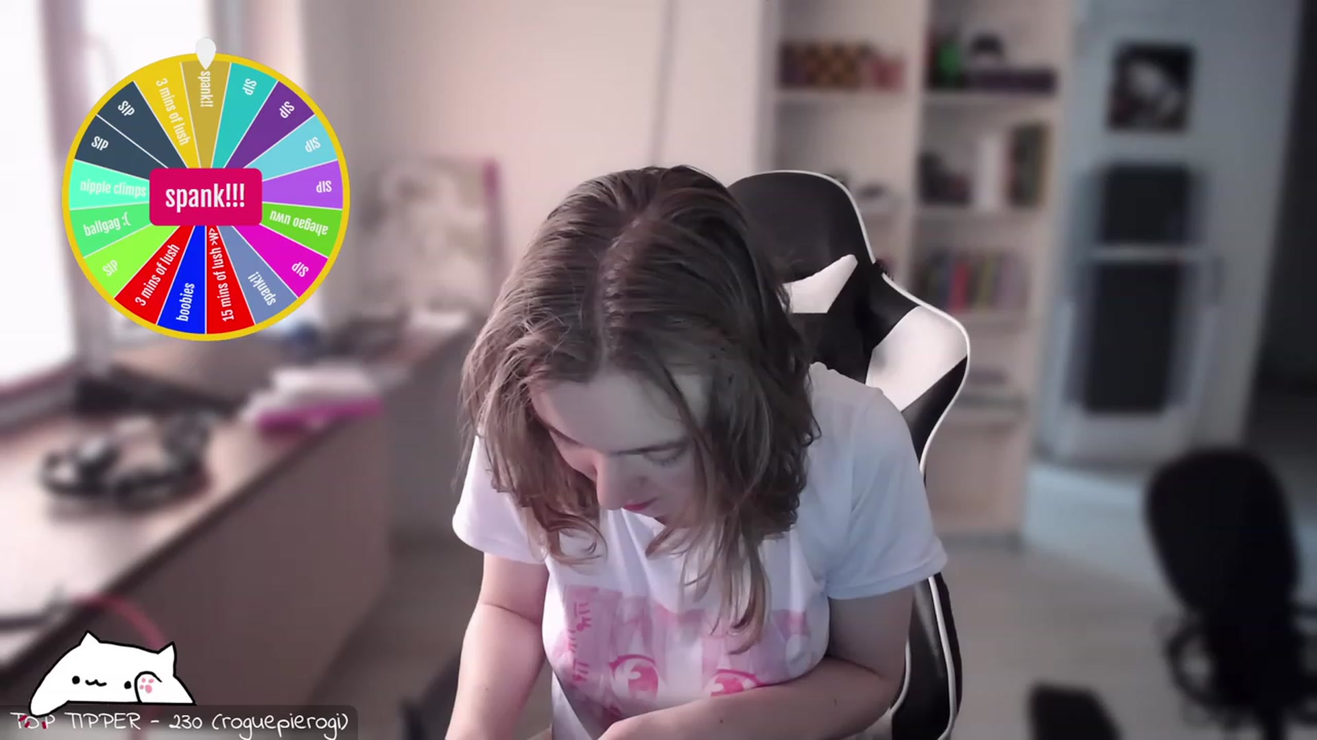 Gallery image thumbnail from Meowlexx's myfreecams stream on, 06/17/2023, 07:07 image 5 of 20