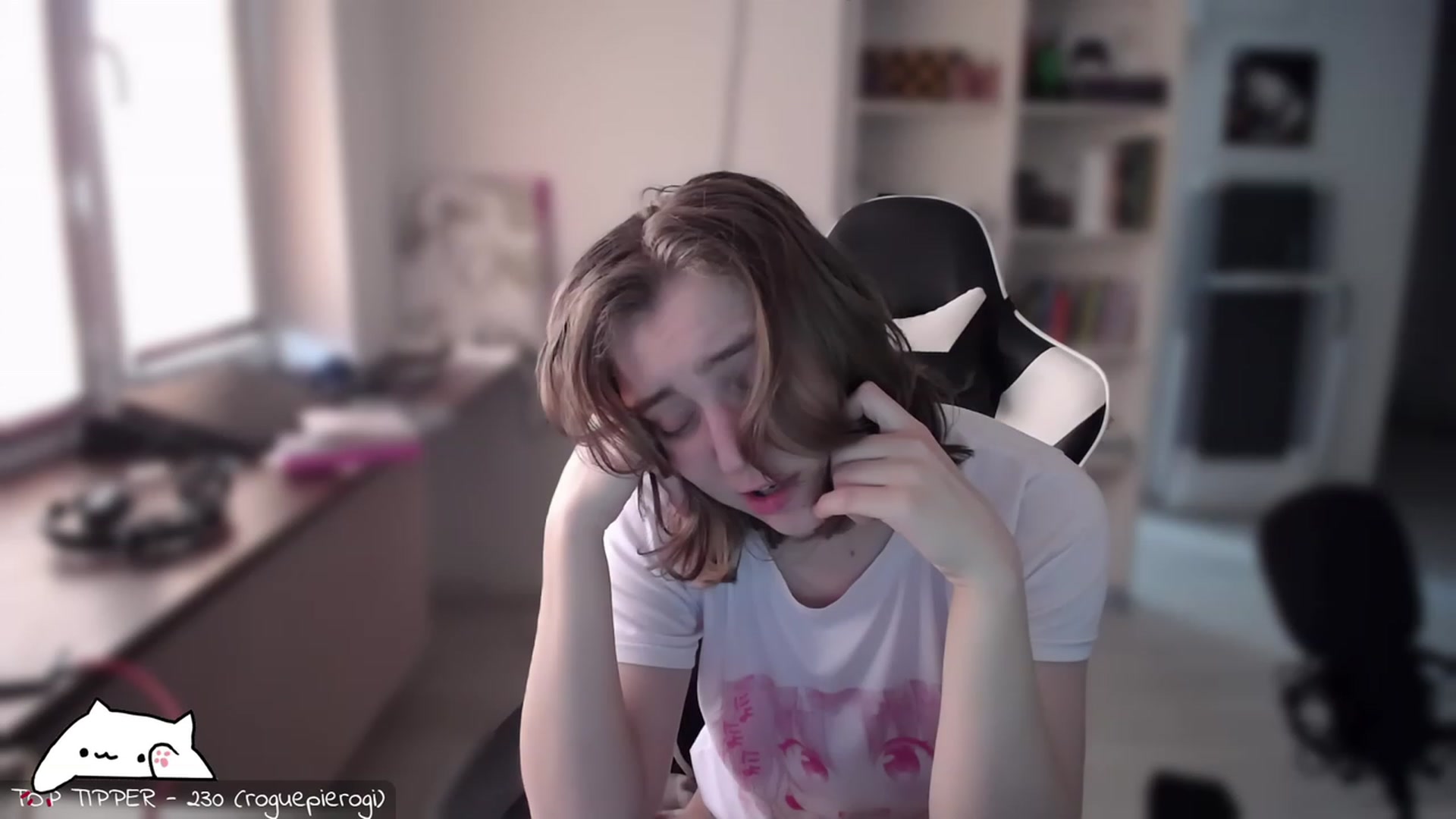 Gallery image thumbnail from Meowlexx's myfreecams stream on, 06/17/2023, 07:07 image 15 of 20
