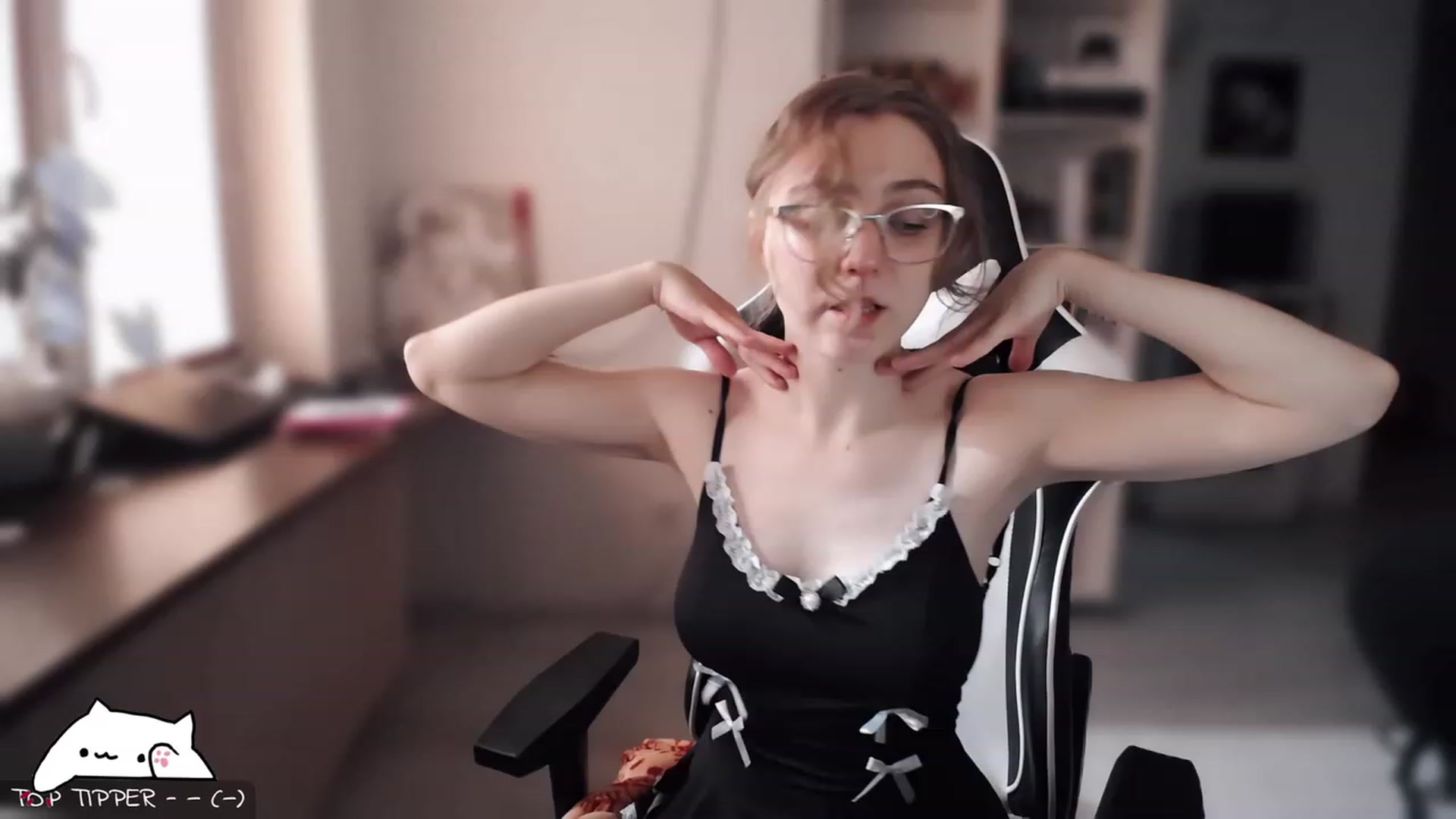 Gallery image thumbnail from Meowlexx's myfreecams stream on, 08/11/2023, 04:56 image 8 of 20