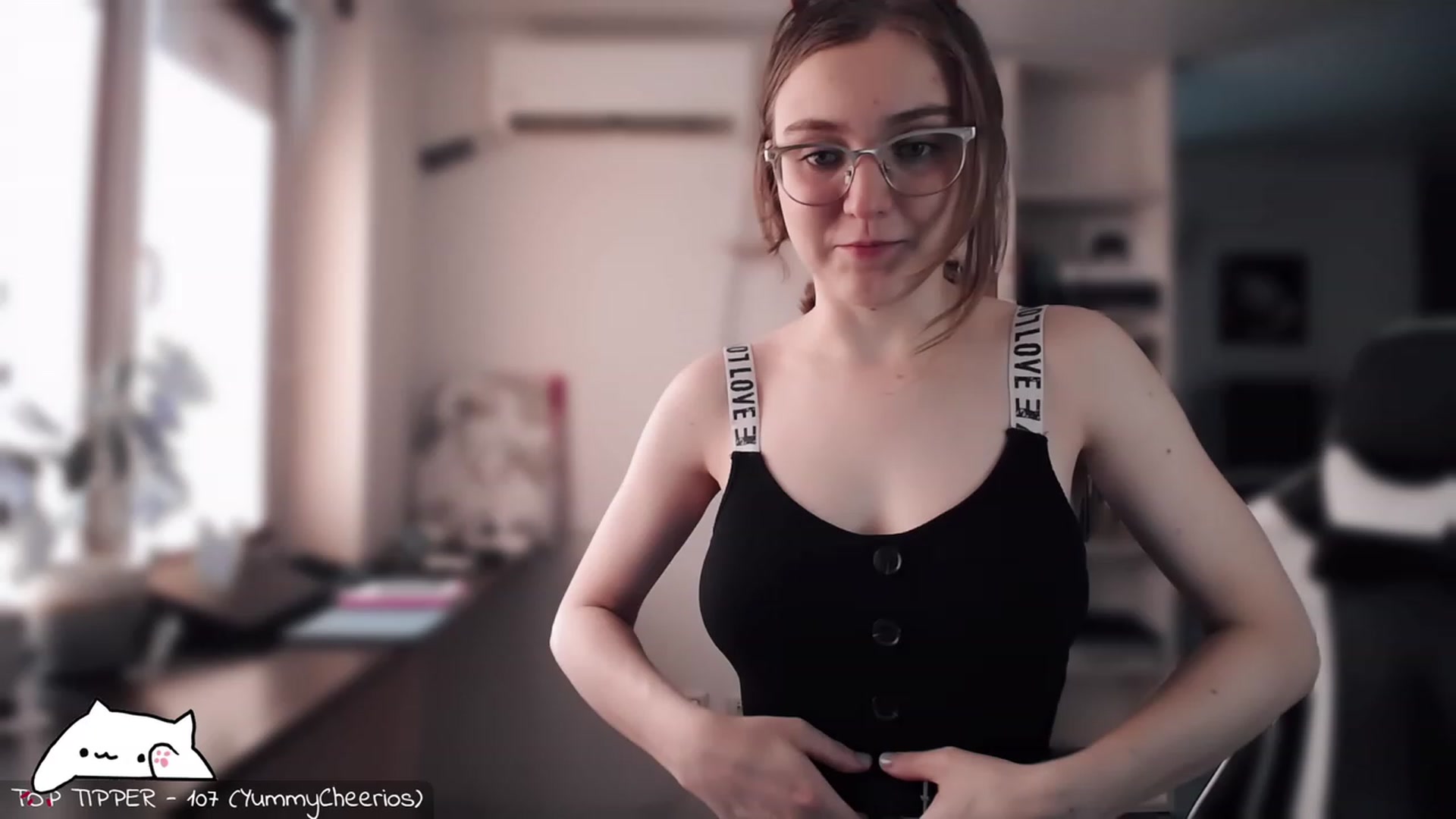 Gallery image thumbnail from Meowlexx's myfreecams stream on, 08/13/2023, 06:11 image 8 of 20