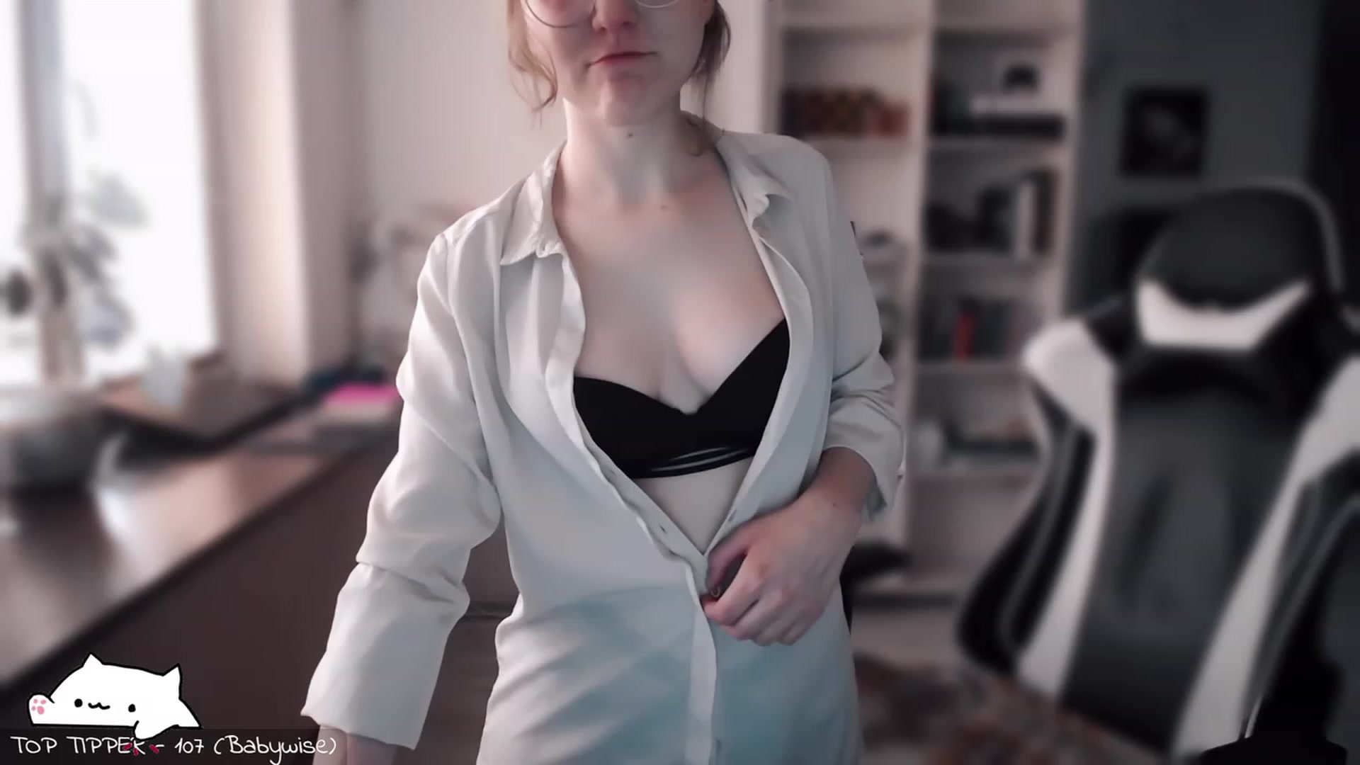 Gallery image thumbnail from Meowlexx's myfreecams stream on, 08/16/2023, 05:51 image 10 of 20