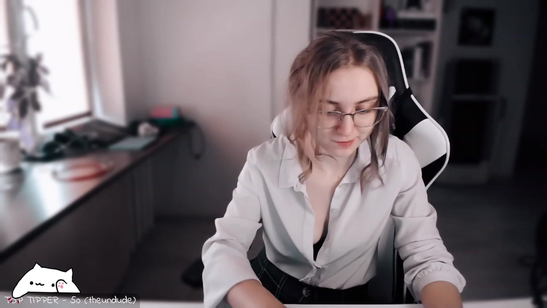 Gallery image thumbnail from Meowlexx's myfreecams stream on, 09/30/2023, 06:48 image 10 of 20
