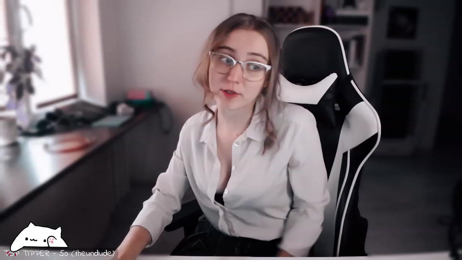 Gallery image thumbnail from Meowlexx's myfreecams stream on, 09/30/2023, 06:48 image 7 of 20