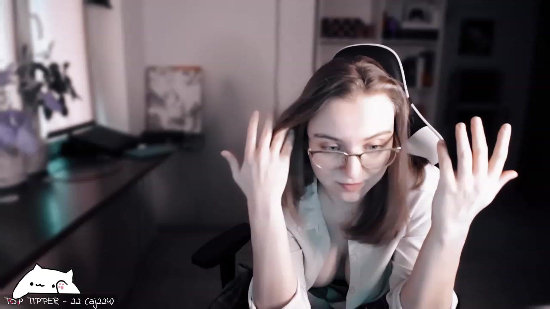 Gallery image thumbnail from Meowlexx's myfreecams stream on, 11/18/2023, 07:35 image 15 of 20