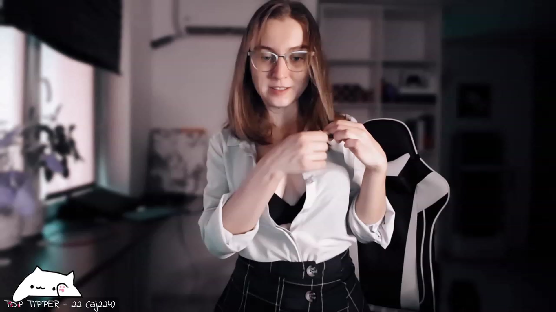 Gallery image thumbnail from Meowlexx's myfreecams stream on, 11/18/2023, 07:35 image 17 of 20