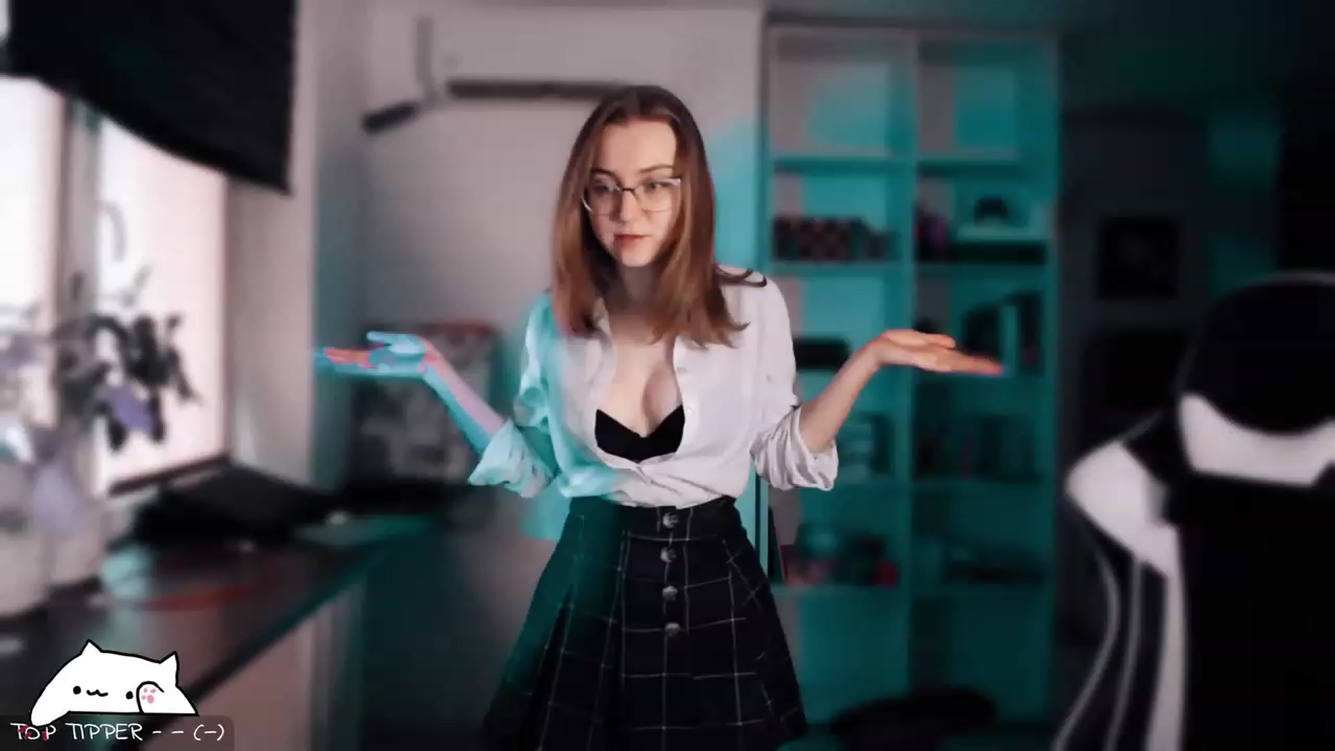Gallery image thumbnail from Meowlexx's myfreecams stream on, 11/18/2023, 07:35 image 6 of 20