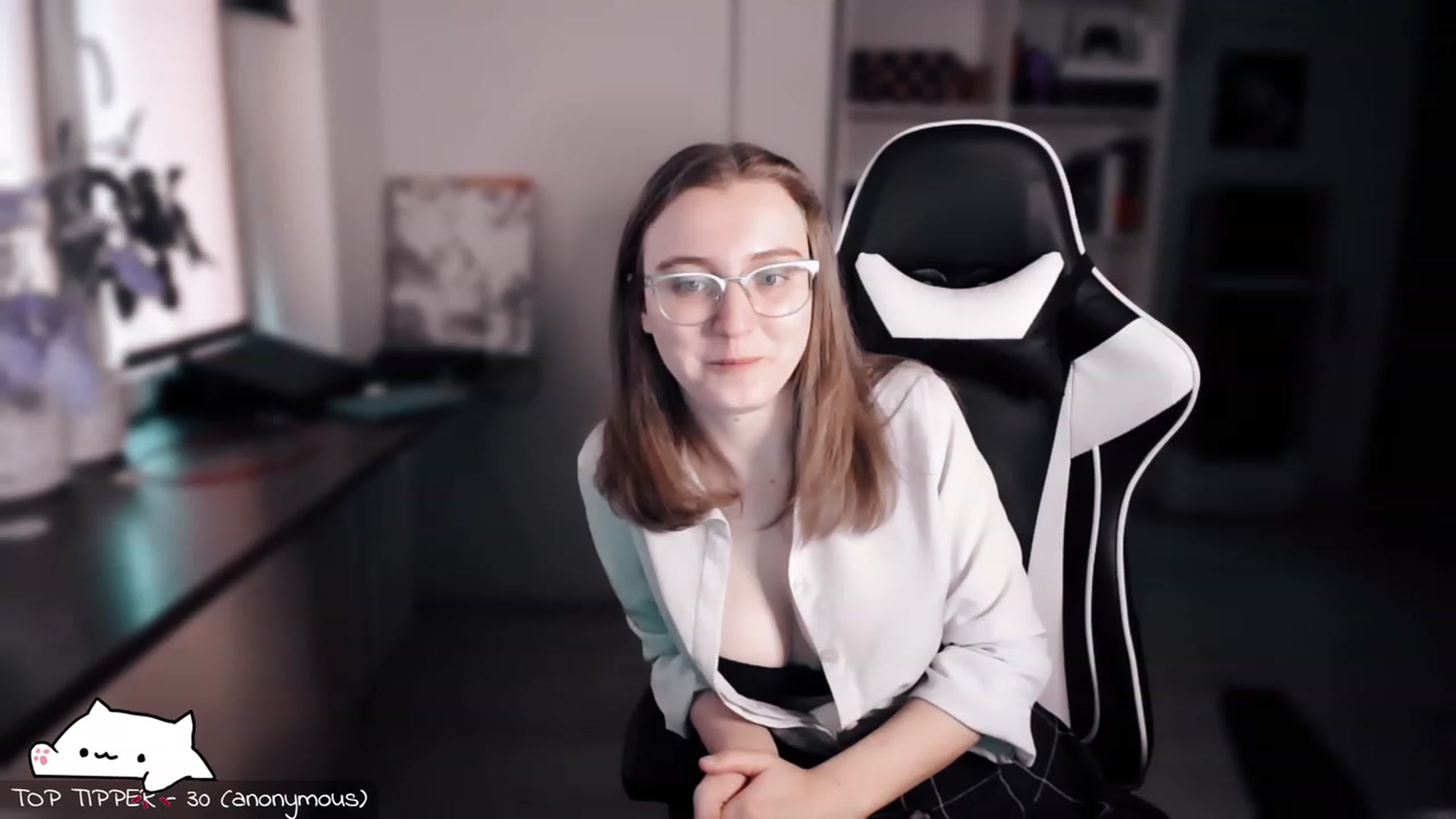 Gallery image thumbnail from Meowlexx's myfreecams stream on, 11/18/2023, 08:57 image 1 of 20