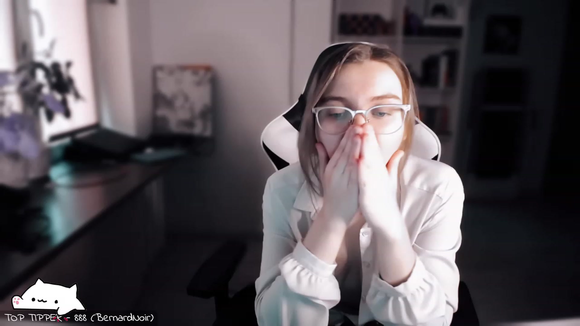 Gallery image thumbnail from Meowlexx's myfreecams stream on, 11/18/2023, 08:57 image 17 of 20