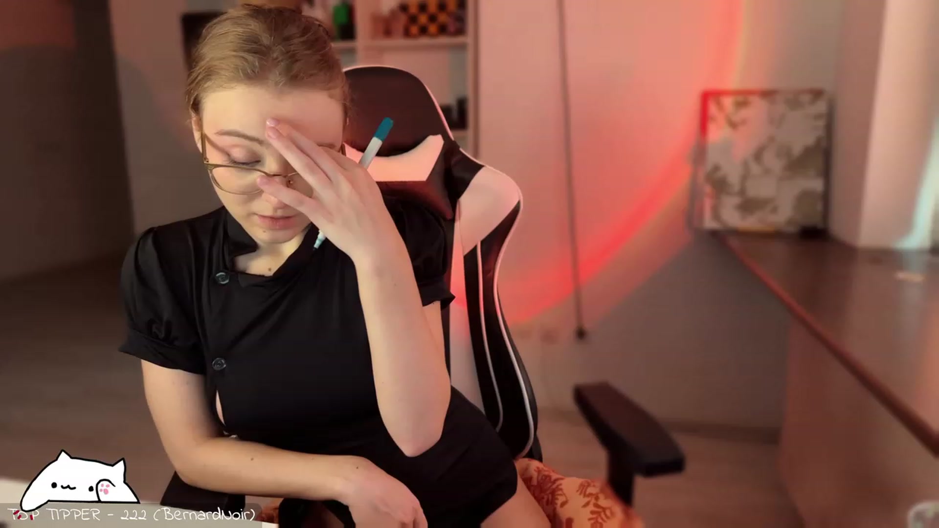 Gallery image thumbnail from Meowlexx's myfreecams stream on, 11/26/2023, 10:24 image 10 of 20