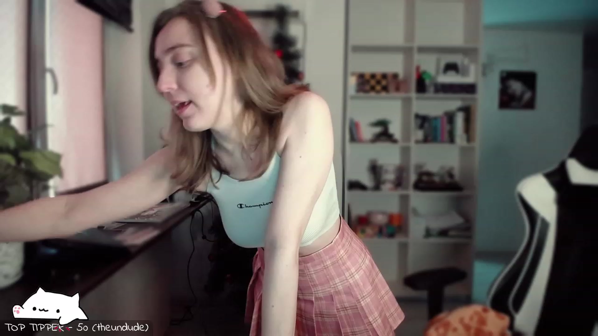 Gallery image thumbnail from Meowlexx's myfreecams stream on, 01/04/2024, 07:12 image 6 of 20