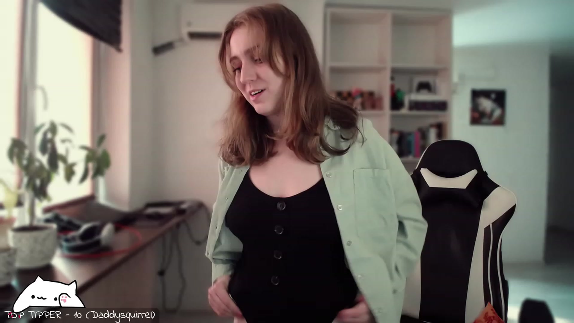 Gallery image thumbnail from Meowlexx's myfreecams stream on, 02/17/2024, 07:04 image 9 of 20