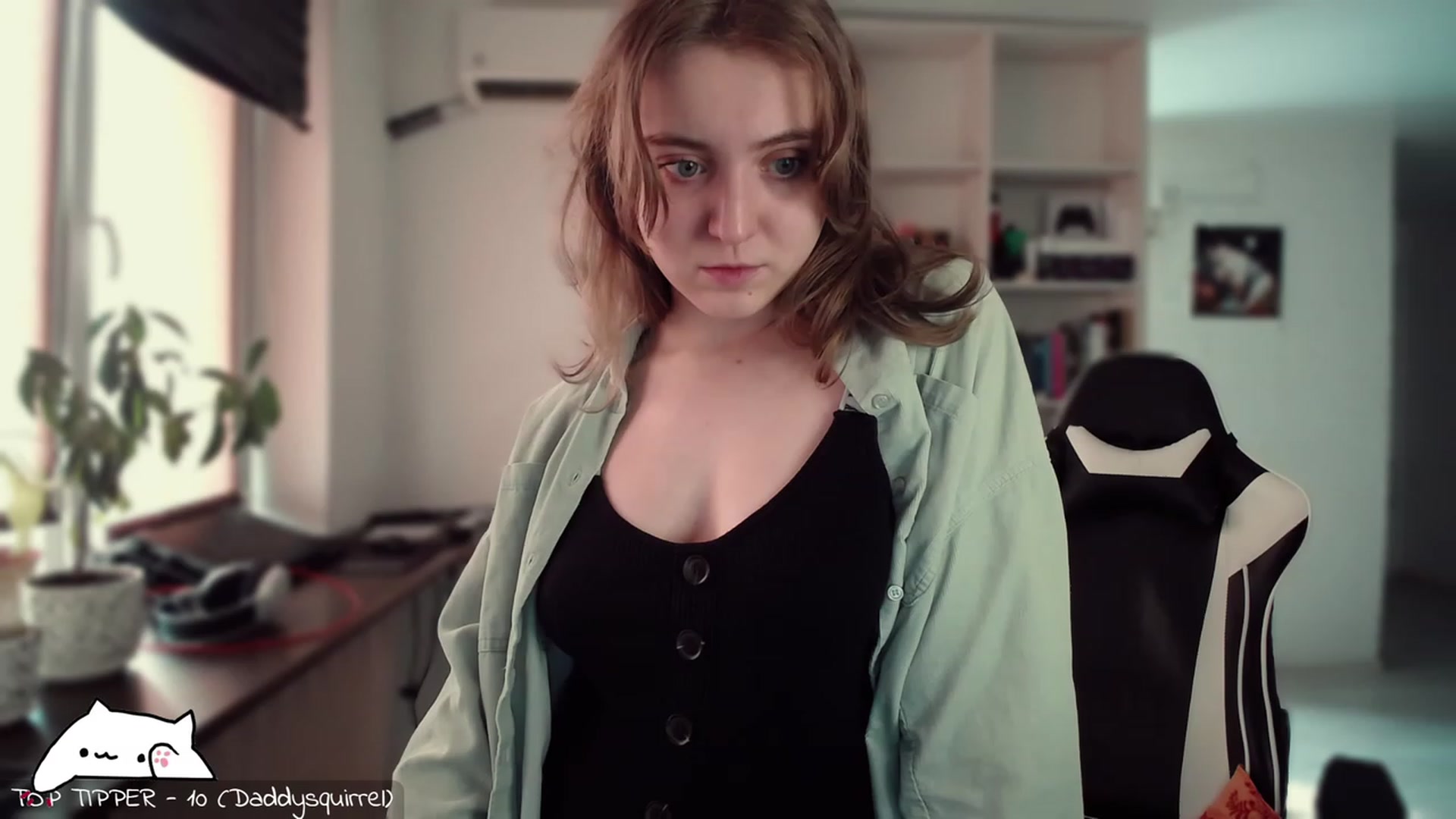 Gallery image thumbnail from Meowlexx's myfreecams stream on, 02/17/2024, 07:04 image 17 of 20