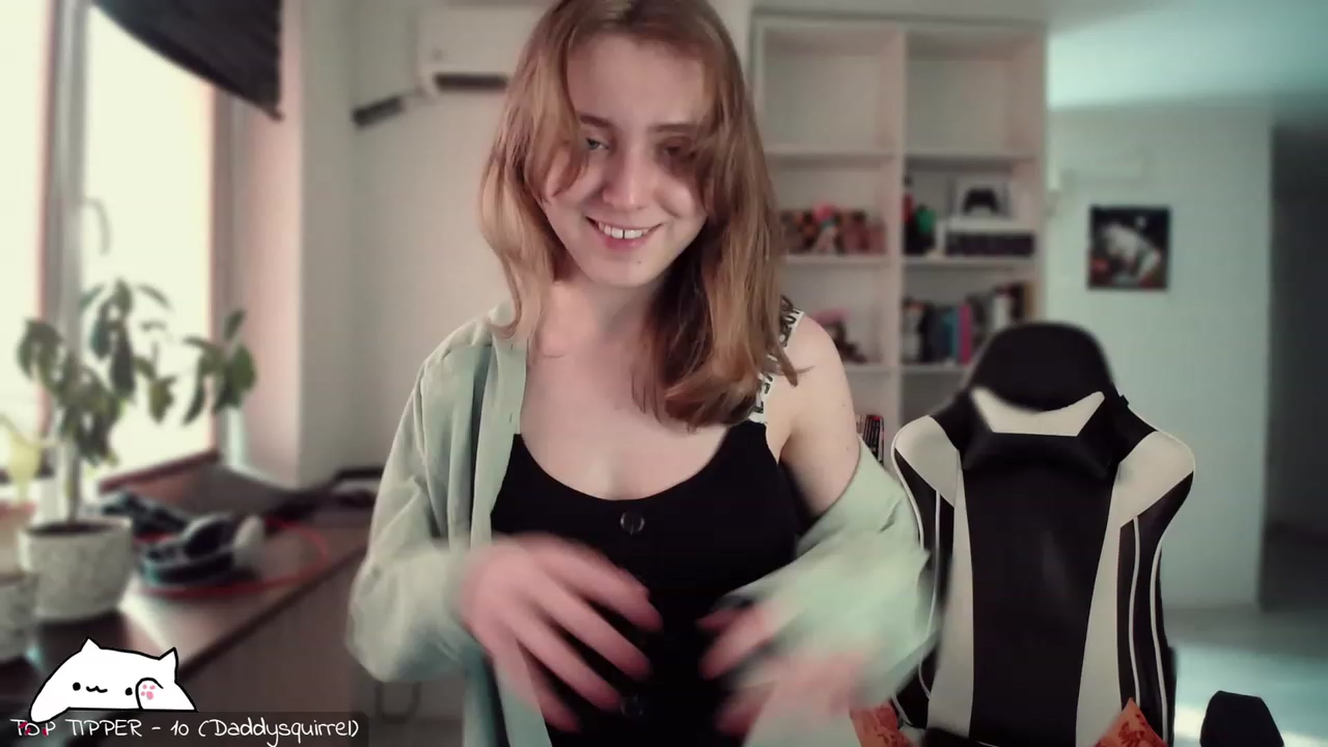 Gallery image thumbnail from Meowlexx's myfreecams stream on, 02/17/2024, 07:04 image 7 of 20