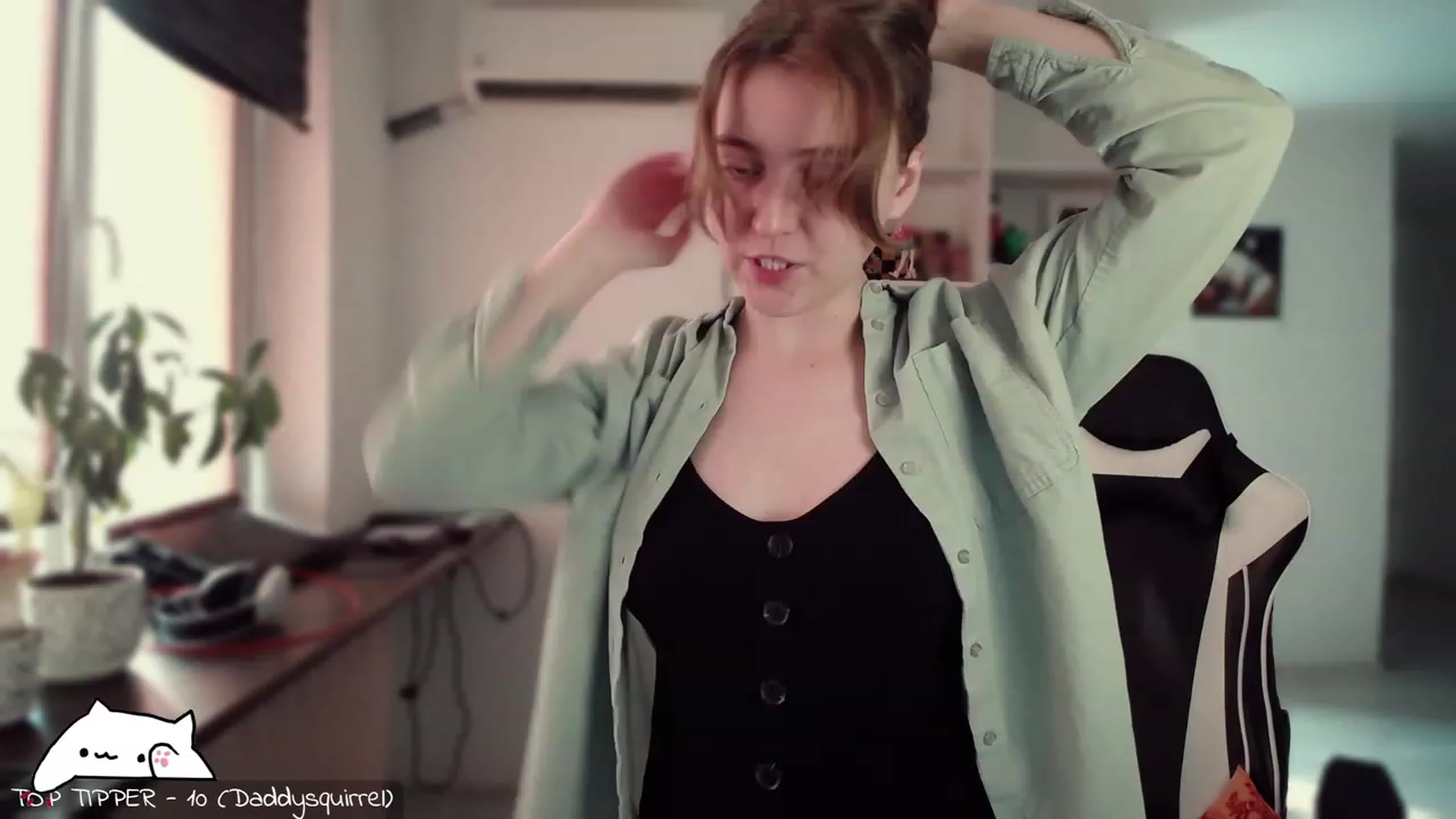 Gallery image thumbnail from Meowlexx's myfreecams stream on, 02/17/2024, 07:04 image 13 of 20