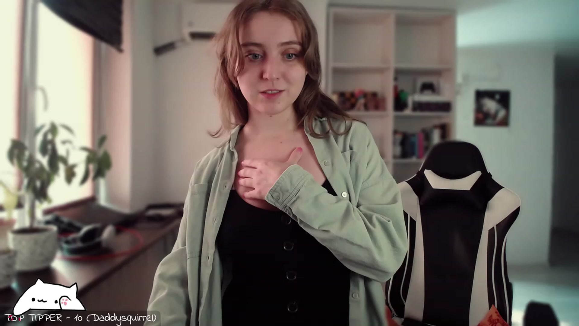Gallery image thumbnail from Meowlexx's myfreecams stream on, 02/17/2024, 07:04 image 14 of 20