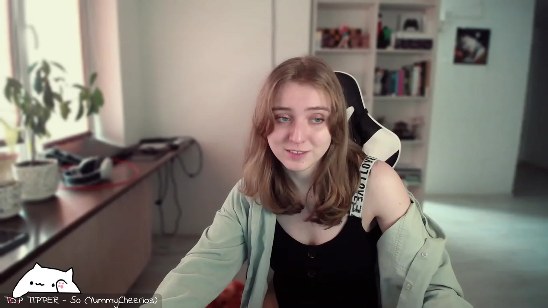 Gallery image thumbnail from Meowlexx's myfreecams stream on, 02/17/2024, 08:00 image 8 of 20